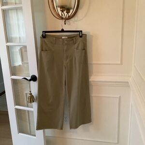 High rise, wide leg army green pants
